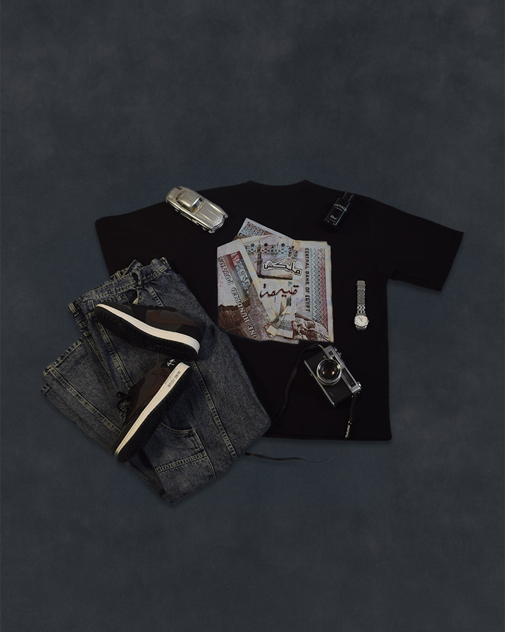 Black Money “ملكش قيمة" Design T-Shirt